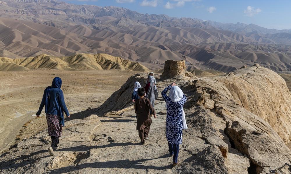 UN Security Council extends UN Assistance Mission in Afghanistan ...